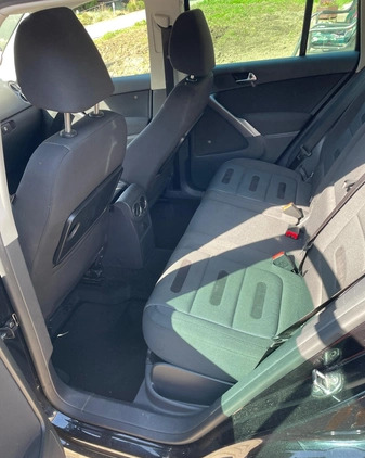 Volkswagen Tiguan cena 24800 przebieg: 248000, rok produkcji 2008 z Sokołów Małopolski małe 172